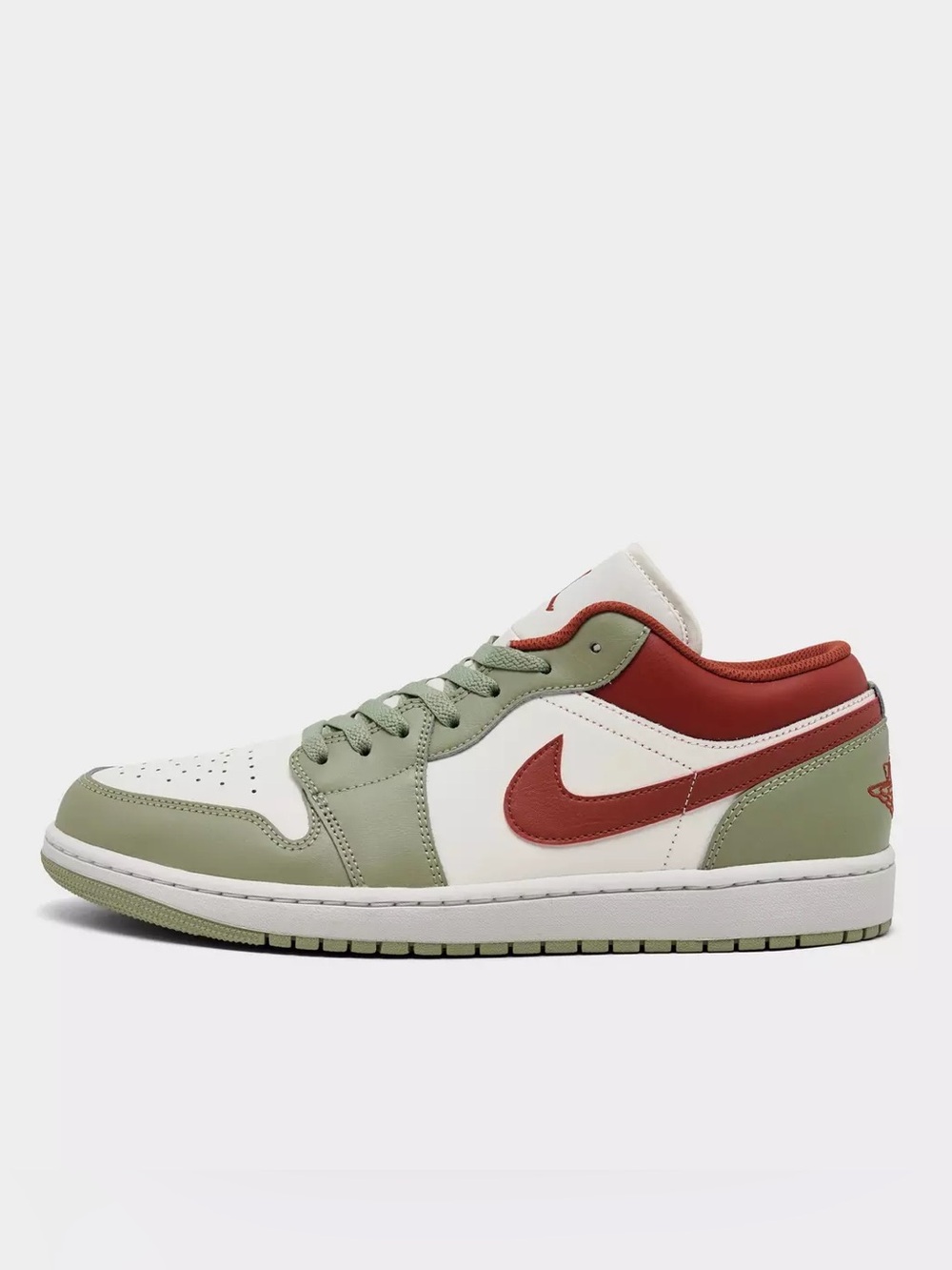 Air Jordan Retro I Low Casual
Shoes